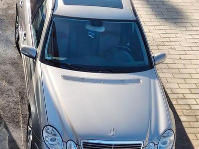 Mercedes E280