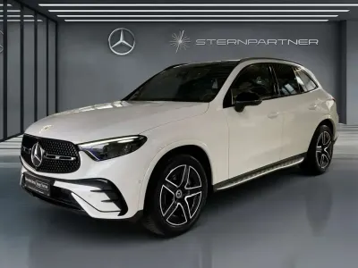Używany Mercedes GLC220 AMG 197 KM (144 kW) 2023 Biały SUV