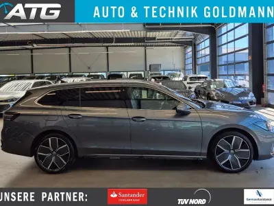 Nuova VW Passat R-line 265 CV (194 kW) 2026 Grigio Station wagon