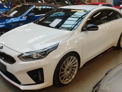 Gebraucht Kia ProCeed GT GT 204 PS (150 kW) 2019 Weiß Kleinwagen