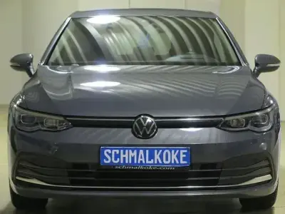 Gebraucht VW Golf VIII Active 150 PS (110 kW) 2023 Delfingrau (metallic) Limousine