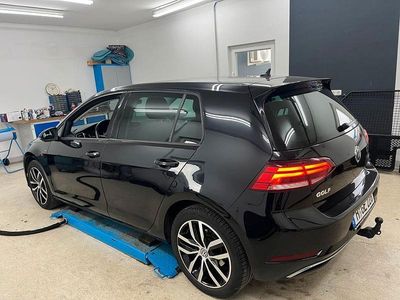 Schwarz Gebraucht 2018 VW Golf VII Join Limousine | 16.790 € (Guter Preis)