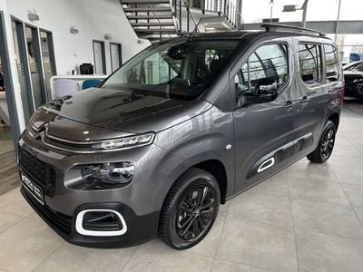 Grau Gebraucht 2023 Citroën Berlingo Shine Van / Kleinbus | 22.800 € (Fairer Preis)