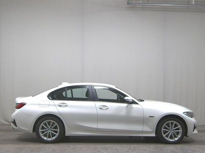 BMW 320e