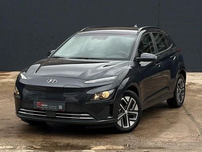 Gebraucht Hyundai Kona Select 100 kW (136 PS) 2022 Schwarz SUV