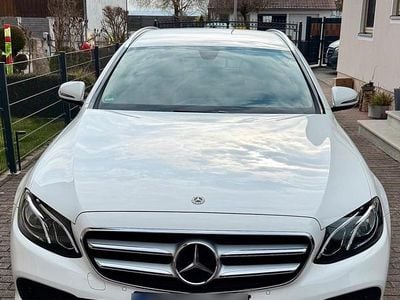 Gebraucht Mercedes E300 245 PS (180 kW) 2018 Weiß Kombi