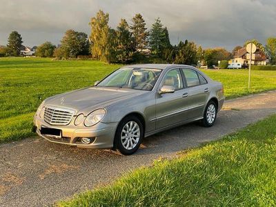Mercedes E320