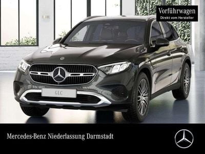 Grau Gebraucht 2025 Mercedes GLC200 AMG SUV | 50.980 € (Guter Preis)
