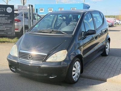 Second-hand Mercedes A160 Classic 102 CP (75 kW) 2001 Negru Berlinǎ