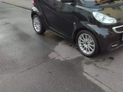 Gebraucht Smart ForTwo Coupé Passion 71 PS (52 kW) 2013 Schwarz Coupé