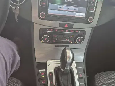Gebraucht VW Passat Exclusive 140 PS (102 kW) 2011 Schwarz Kombi