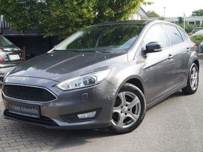 gebraucht Ford Focus Lim. Business 1.5 TDCI /Bi-XENON/AHK/PDC/SHZ/