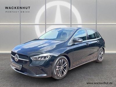 Gebraucht Mercedes B200 Advanced 163 PS (119 kW) 2025 Schwarz Van / Kleinbus
