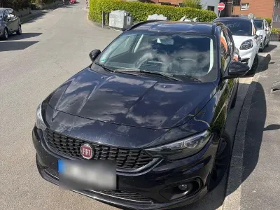 Gebraucht Fiat Tipo S 120 PS (88 kW) 2018 Schwarz Limousine