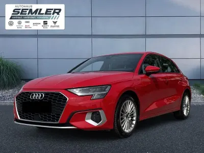 Gebraucht Audi A3 Advanced 110 PS (80 kW) 2023 Tangorot metallic Limousine