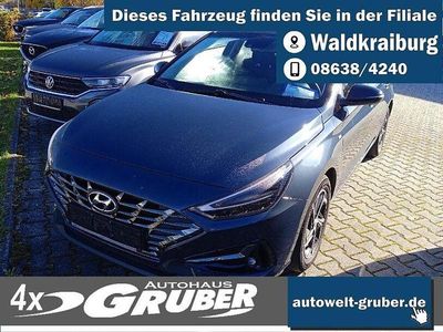 Teal blue Gebraucht 2021 Hyundai i30 Intro Edition Limousine | 16.490 € (Etwas zu teuer)