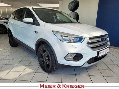 Gebraucht Ford Kuga Trend 120 PS (88 kW) 2017 Weiß SUV