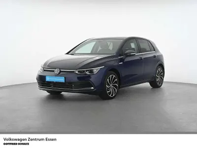 Usata VW Golf VIII Style 150 CV (110 kW) 2024 Blu Berlina