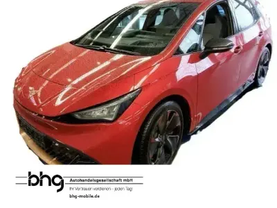Używany Cupra Born e-Boost 169 kW (231 KM) 2023 Czerwony Hatchback