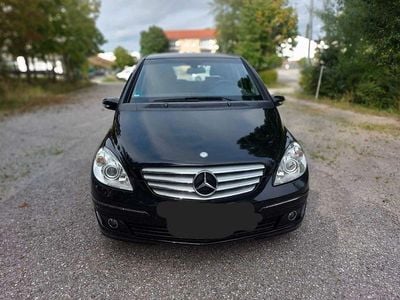 Mercedes B200