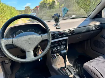 Gebraucht Mazda 323 88 PS (64 kW) 1993 Andere farben Limousine