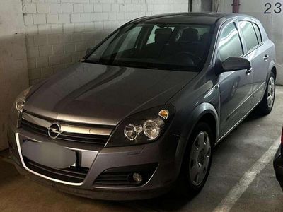 Second-hand Opel Astra Edition+ 105 CP (77 kW) 2006 Gri Berlinǎ