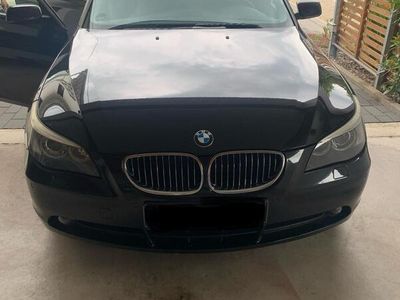 BMW 523