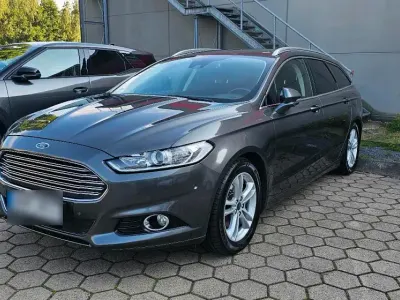 Gebraucht Ford Mondeo Titanium 150 PS (110 kW) 2019 Grau Kombi