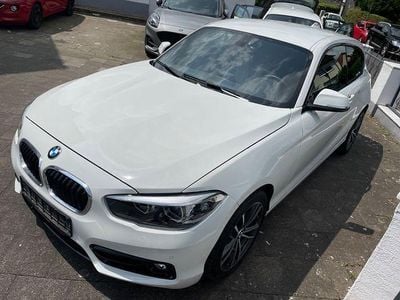 Alpinweiss iii Gebraucht 2018 BMW 118 Sport Line Kleinwagen | 16.999 € (Guter Preis)