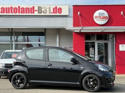 Gebraucht Toyota Aygo Sport 68 PS (50 kW) 2013 Schwarz Kleinwagen