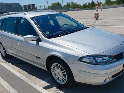 Gebraucht Renault Laguna GrandTour Avantage 131 PS (96 kW) 2006 Silber Kombi
