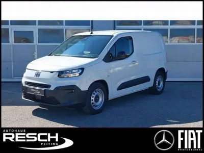 Gebraucht Fiat e-Doblò 100 kW (136 PS) 2025 Weiss Van / Kleinbus