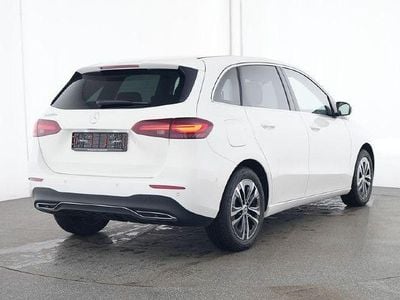 Gebraucht 2023 Mercedes B250e Van / Kleinbus | 30.390 € (Fairer Preis)