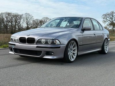 Second-hand BMW 523 170 CP (125 kW) 2000 Argintiu Berlinǎ