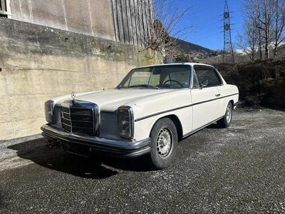 Gebraucht Mercedes W114 150 PS (110 kW) 1970 Weiß Coupé