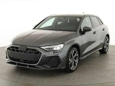 Neu Audi A3 S-Line 204 PS (150 kW) 2026 Distriktgrün metallic
