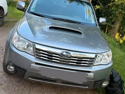 Gebraucht Subaru Forester 146 PS (107 kW) 2010 Silber SUV