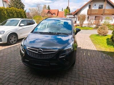 Gebraucht Opel Zafira 131 PS (96 kW) 2015 Schwarz Van / Kleinbus