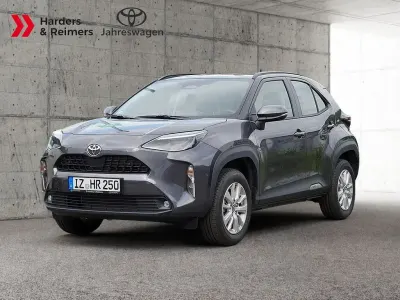 Gebraucht Toyota Yaris Cross Edition 116 PS (85 kW) 2025 Grau SUV