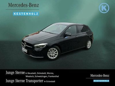Gebraucht Mercedes B200 Progressive 163 PS (119 kW) 2026 Lack kosmosschwarz Van / Kleinbus