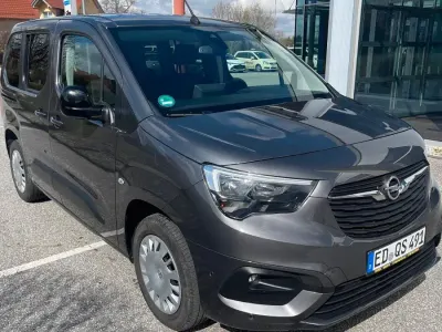 Occasion Opel Combo Life Elegance 130 ch (95 kW) 2023 Gris Monospace