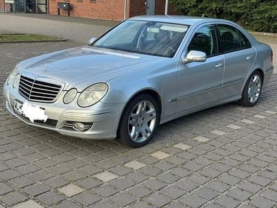 Mercedes E320