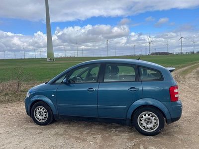 Gebraucht Audi A2 61 PS (44 kW) 2003 Blau Kleinwagen