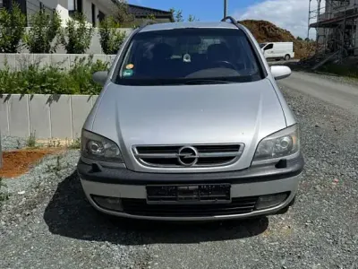 Second-hand Opel Zafira 125 CP (91 kW) 2003 Argintiu Monovolum