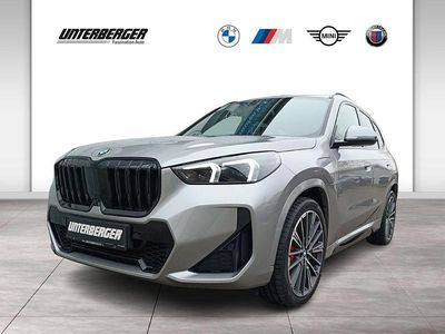 Neu BMW X1 M Sport 326 PS (239 kW) 2025 Grau SUV
