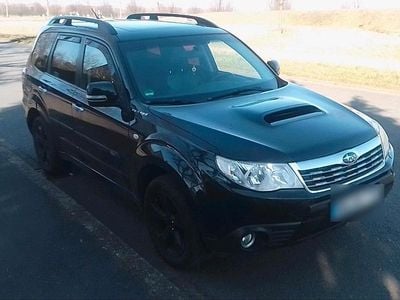 Gebraucht Subaru Forester 147 PS (108 kW) 2010 Schwarz SUV