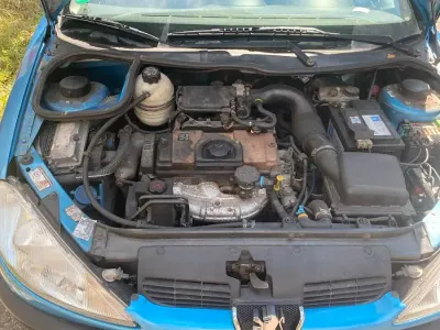Gebraucht Peugeot 206 75 PS (55 kW) 1999 Blau Kleinwagen