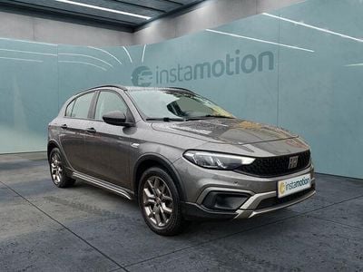Gebraucht Fiat Tipo Cross 99 PS (72 kW) 2021 Grün Limousine
