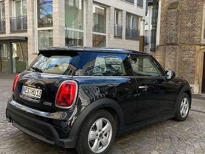 Gebraucht Mini Cooper 136 PS (100 kW) 2024 Schwarz Kleinwagen