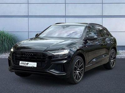 Second-hand Audi Q8 S-Line 286 CP (210 kW) 2023 Negru SUV